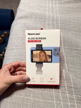 Vlog Screen for iPhone 13 Pro Max - Blue
